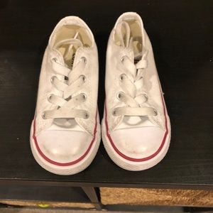 Toddler chucks